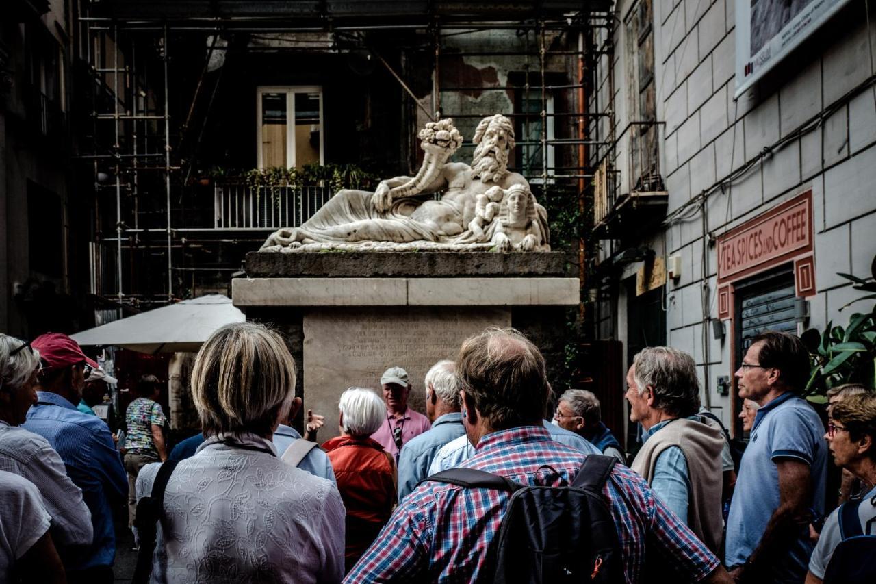 Art Suite Nel Cuore Di Napoli ภายนอก รูปภาพ