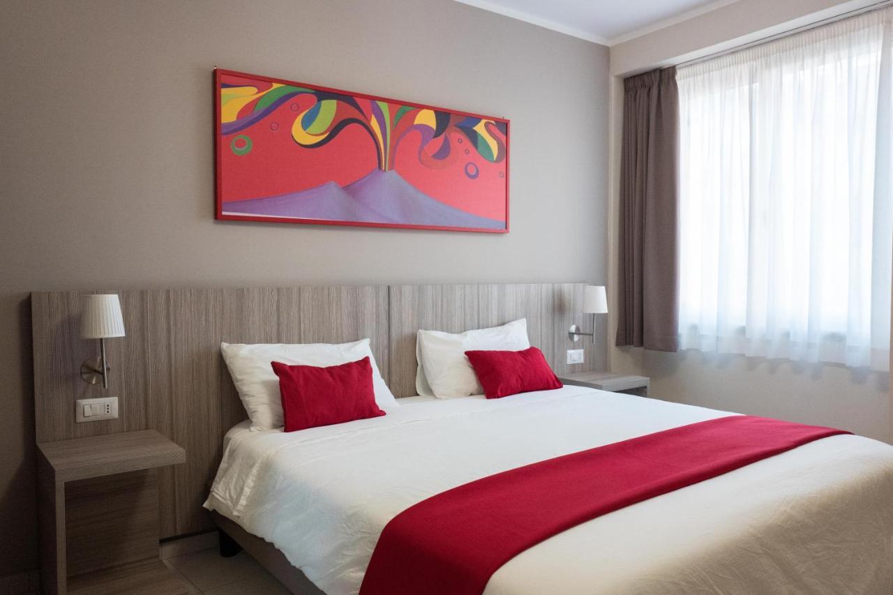Art Suite Nel Cuore Di Napoli ภายนอก รูปภาพ