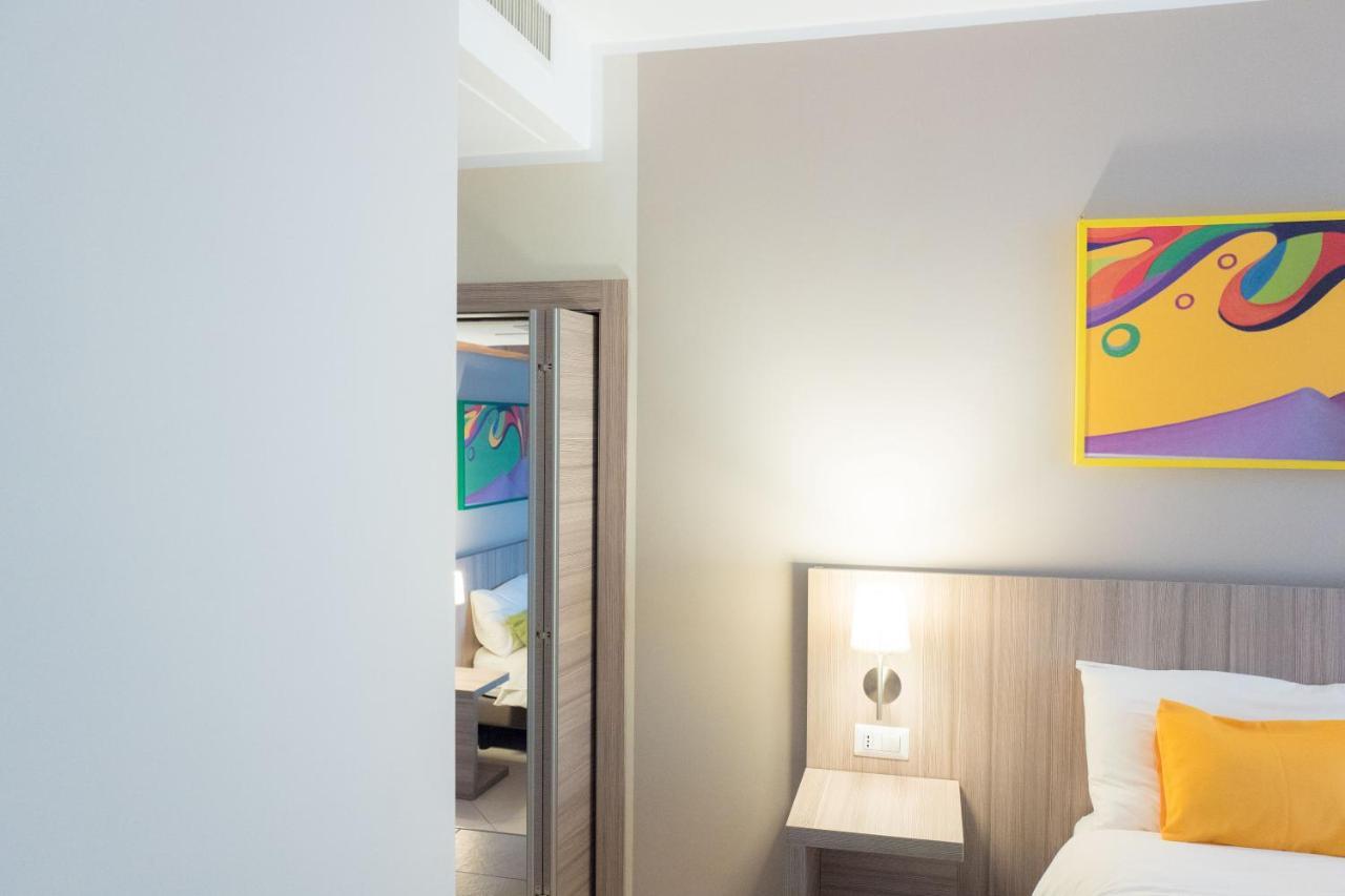 Art Suite Nel Cuore Di Napoli ภายนอก รูปภาพ