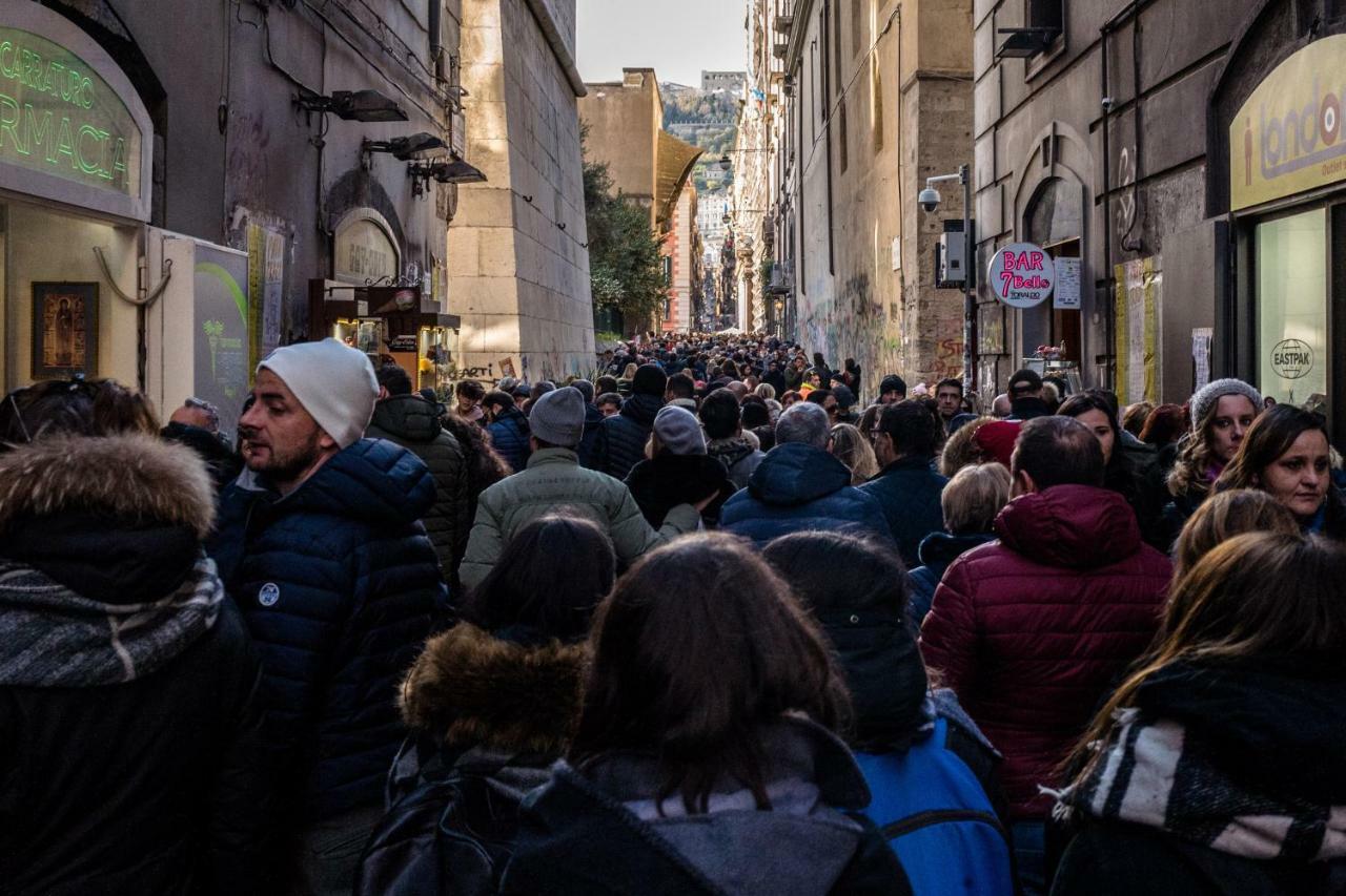 Art Suite Nel Cuore Di Napoli ภายนอก รูปภาพ